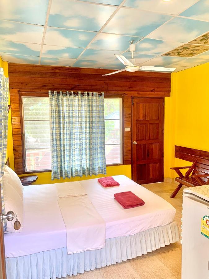 Koh Tao Tropicana Resort Exterior photo